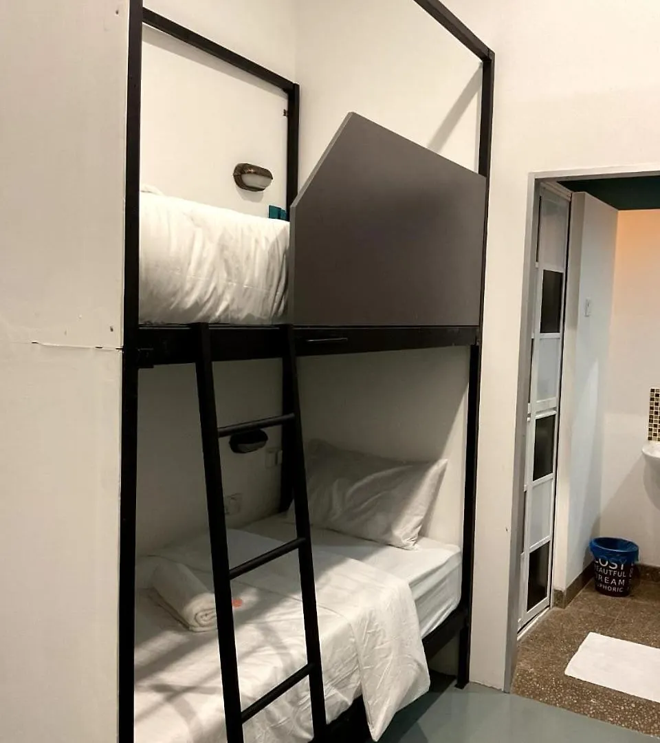 Hostel 39 Love Lane - Smart Intelligent Inn Georgetown
